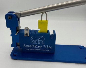 SmartKey Vise - SmartKey verschlie&szlig;en